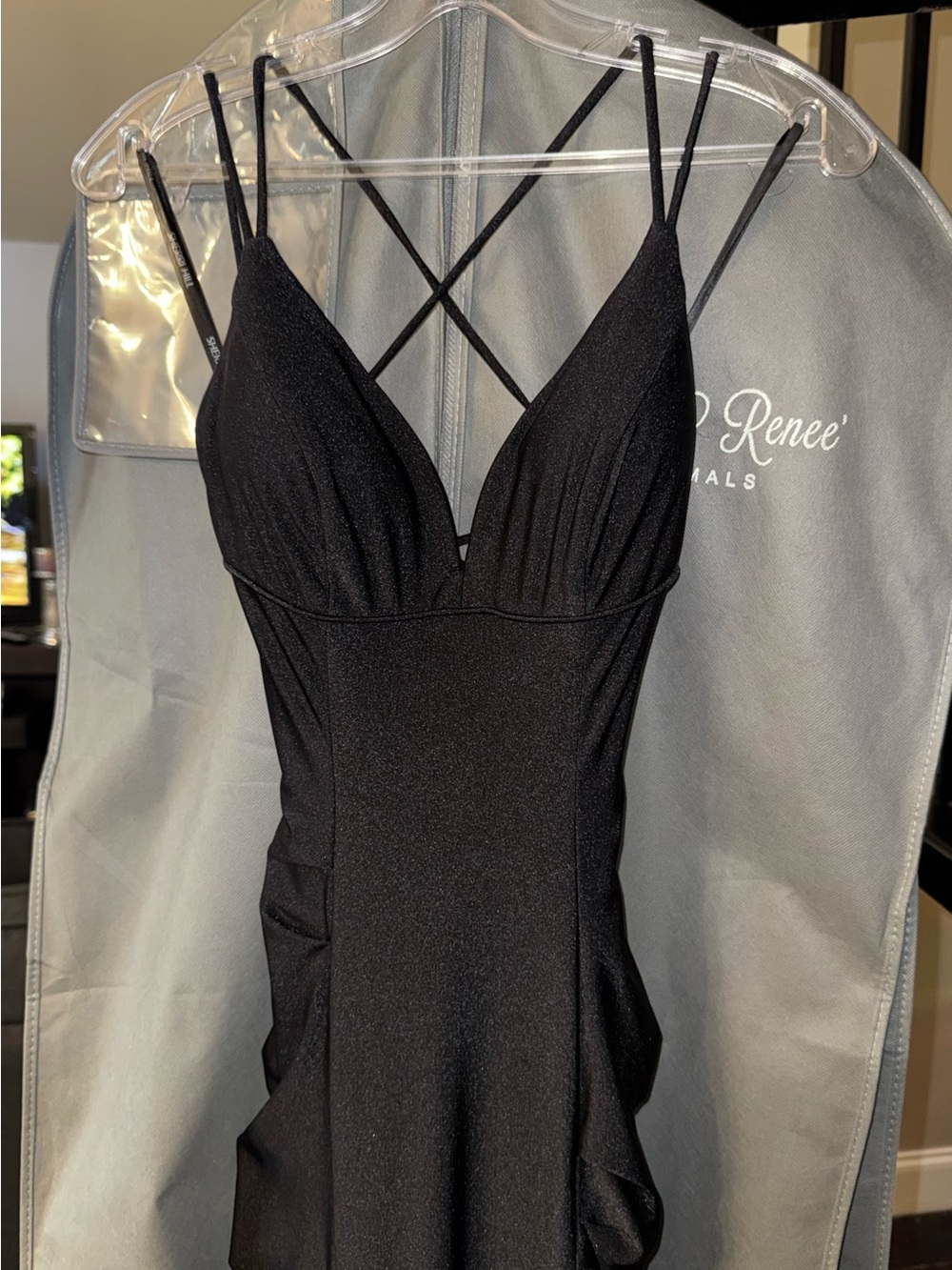 Black Crisscross Spaghetti-Strap Prom Dress